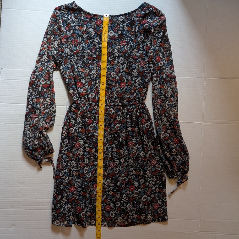 Abercrombie & Fitch Navy Floral  Elastic Waist V-Neck Dress XS - Picture 3 of 9
